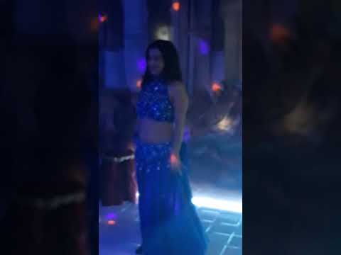 عرض ازياء للرقص في مطعم الموال ساو باولو البرازيل Desfile Traje Arabe No Restaurante Al Maual