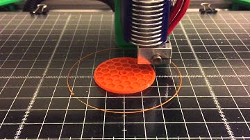 D-Bot printing hex infill