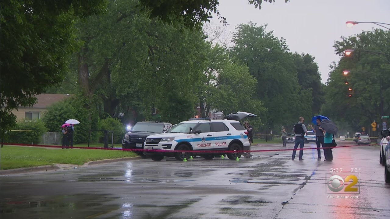 Person Killed While Waiting For Bus In Jeffrey Manor