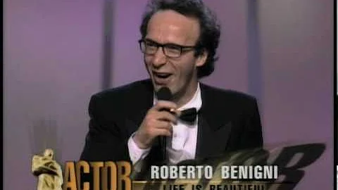 Roberto Benigni Wins Best Actor | 71st Oscars (1999) - DayDayNews