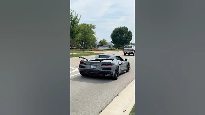 Incredible Corvette C8 Z06 Exhaust Sound and Downshift #foryou #supercar #corvette #exhaust