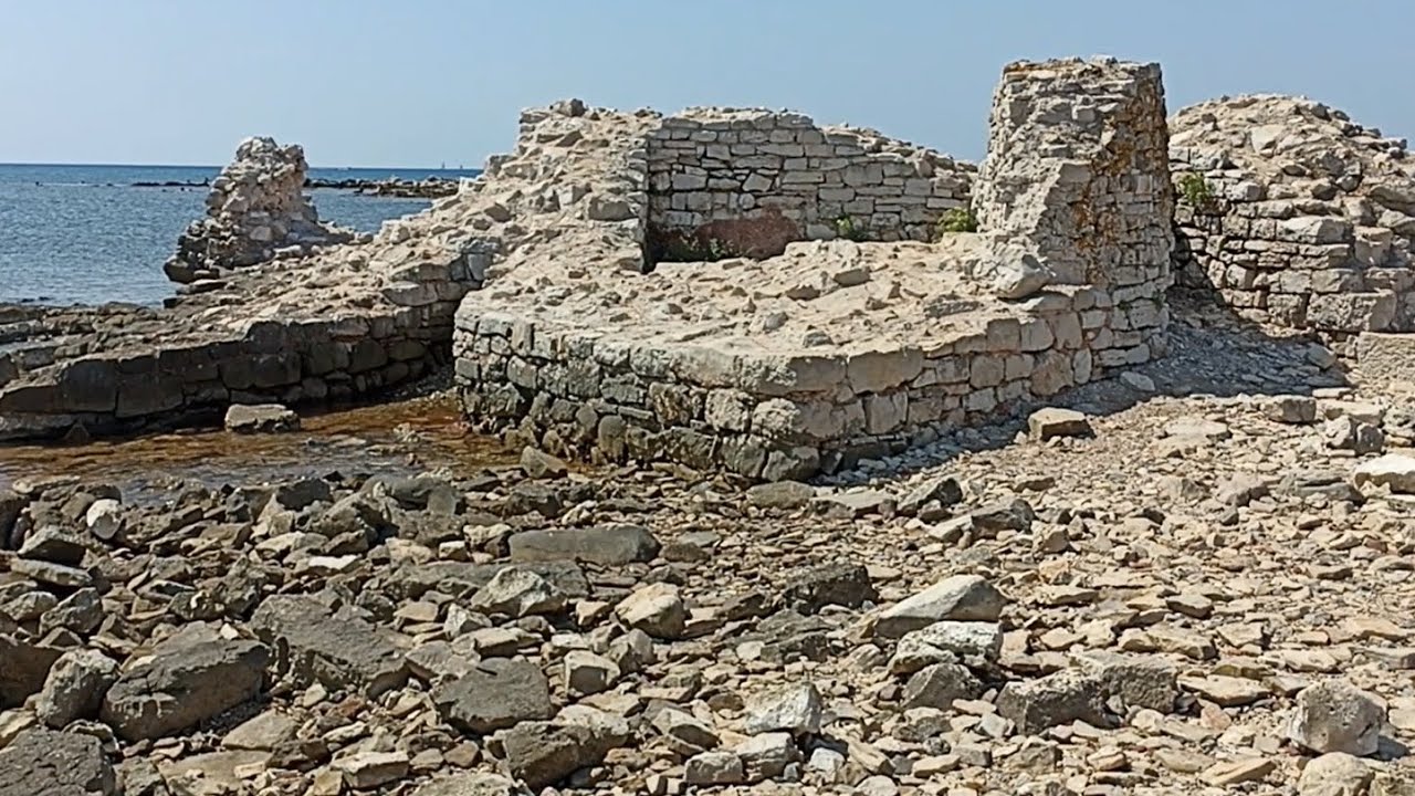 Sipar - antički grad i srednjovjekovni kaštel #umag #croatia - YouTube