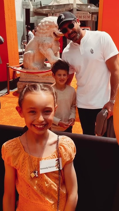 Max Chermansky at The Garfield Movie Premiere - YouTube