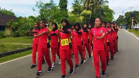 Meriah!! Gerak Jalan tingkat SMP di Biak Papua. HUT RI 80thn