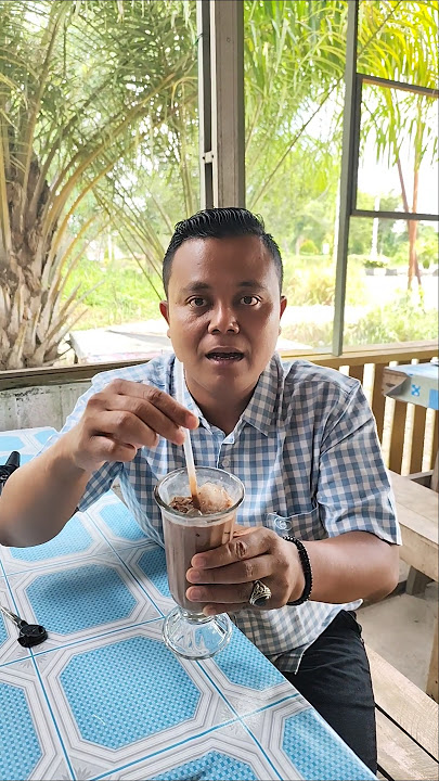 Drink Coffee #shorts #funny #cute #snacks #comedy #maragamaragi