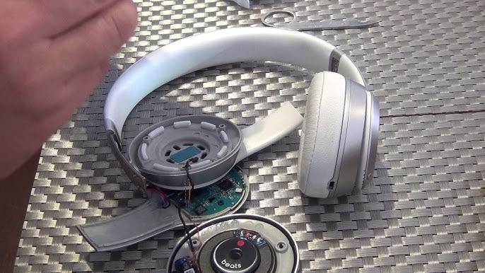besværlige Mange svinge How to FIX Beats Headphones That Only Work on One Side - YouTube