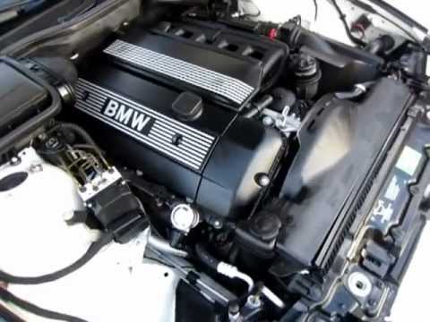 BMW 525i Engine - YouTube
