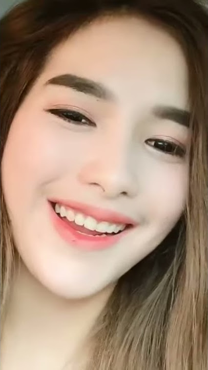A KISS FROM KUNTHADA BAIFERN || THAI GIRL