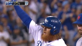 NYM@LAD Gm1: Turner hits a double off Cuddyer's glove