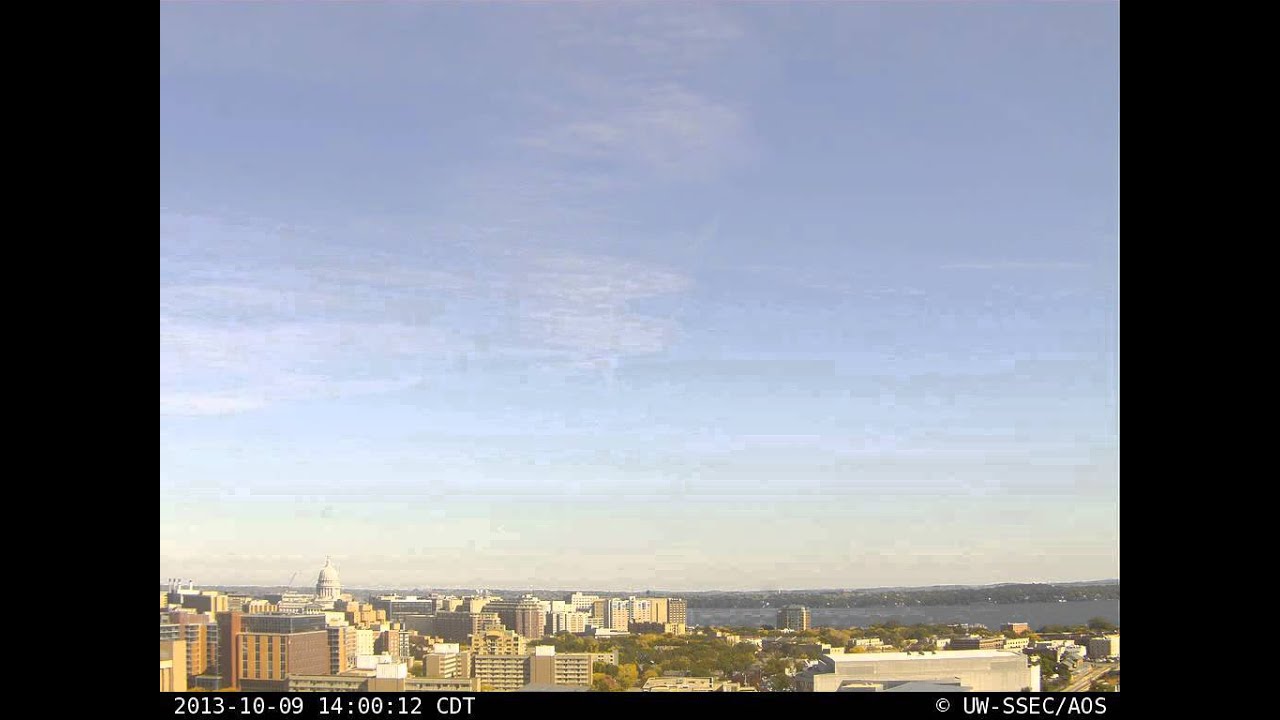 2013 October 09 Contrails, Smoke plume (East view)
