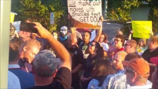 Trump Protesters In Akron Ohio Are Lame........All 10 Of Them