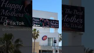 Tee Surprise Mama Ddg With A Billboard