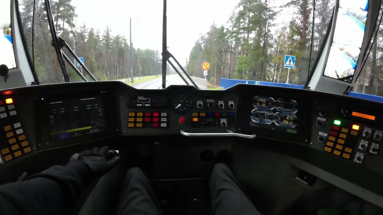 Helsinki/Espoo Pikaraitiolinja/Light rail line: 15 Keilaniemi-Itäkeskus. POV. 2023. 4K.