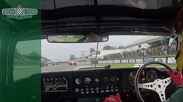 Jaguar E-Type destroys AC Cobras at Goodwood Revival