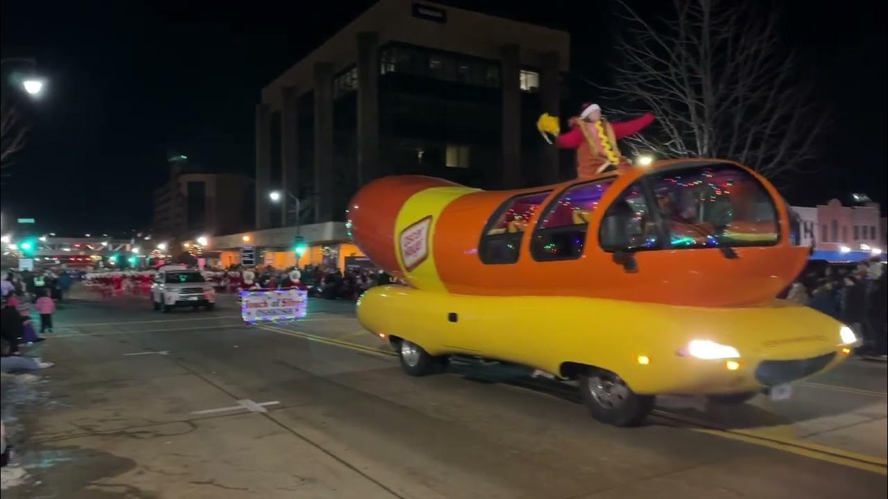 Here is the footage from the 2023 Oshkosh Wisconsin holiday parade on
