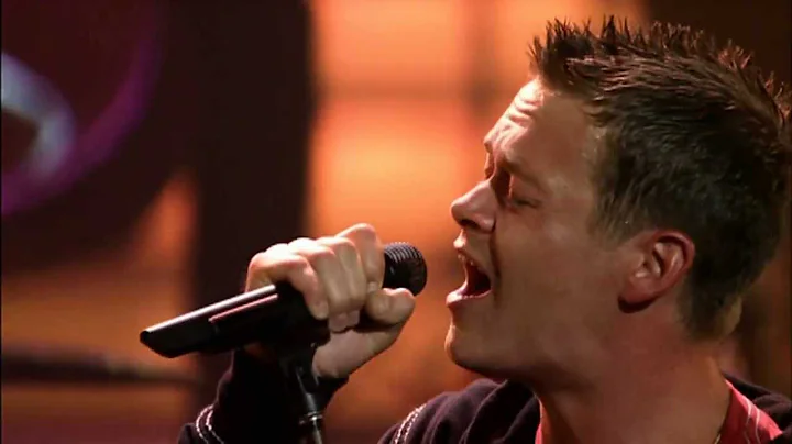 3 Doors Down & Sara Evans - Here Without You & Rea...