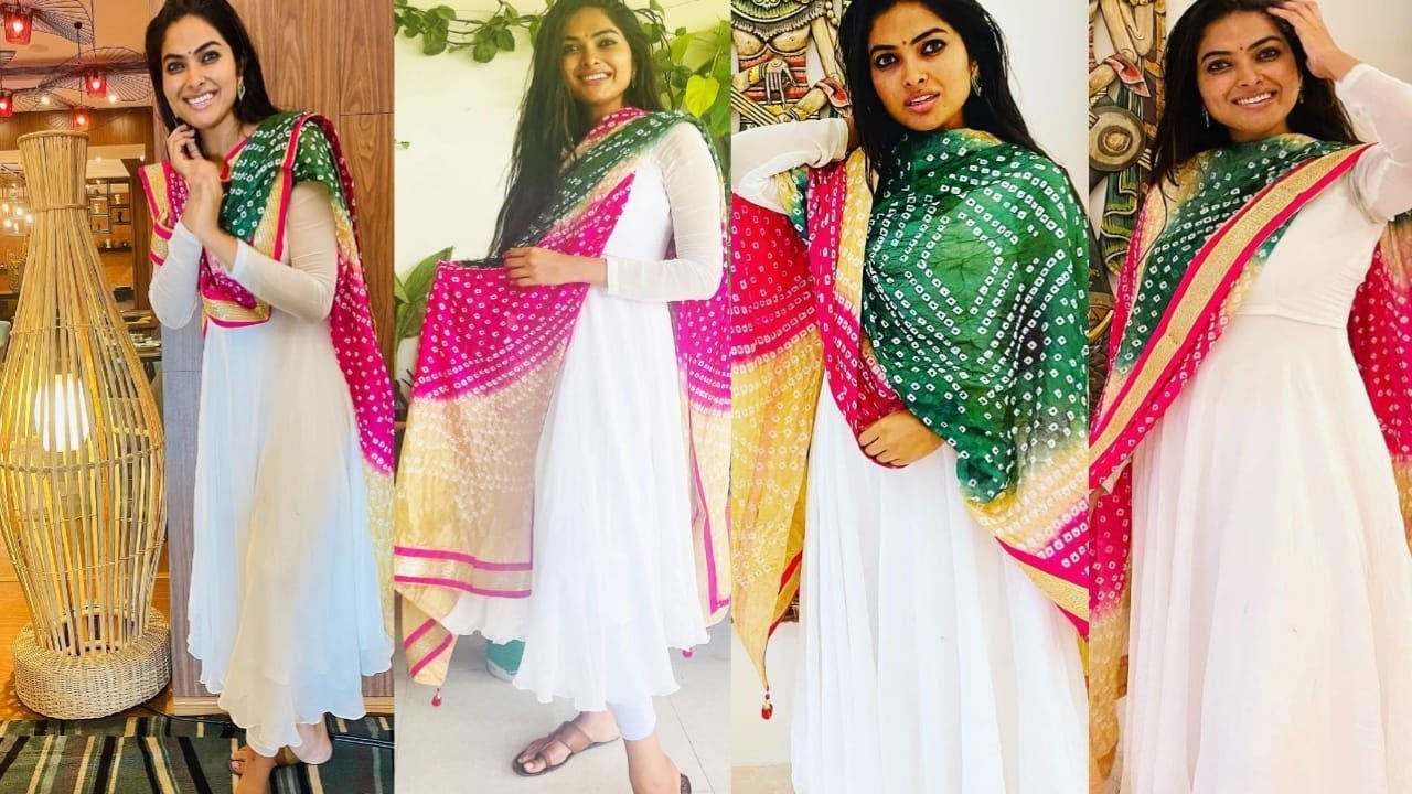 Bigg Boss Divi Latest Cute Photoshoot | Actress Divi Vadthya | Super Cute Photos | Tollywood Nagar