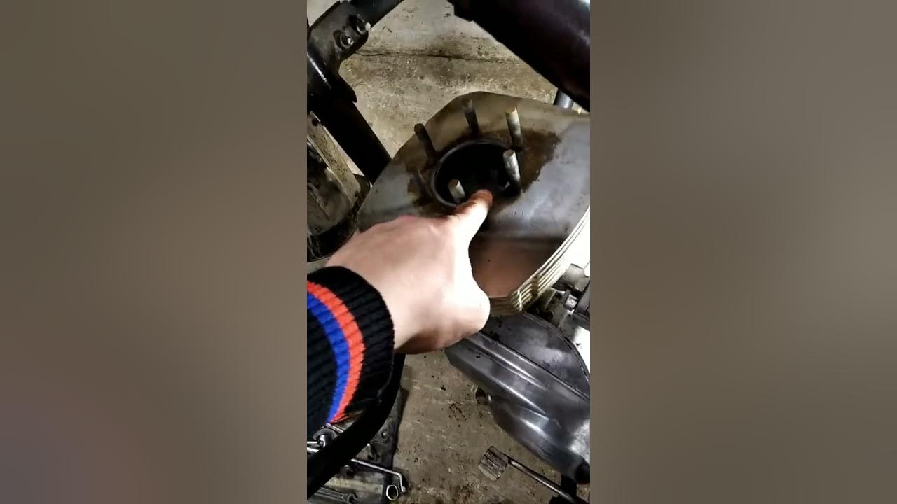Установка заглушек крышки КПП Иж Планета 5 - YouTube