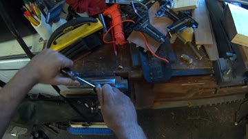 Removing Autococker right feed kneck