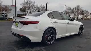 2017 ALFA ROMEO Giulia Ti Sedan Petaluma  Rohnert Park  Santa Rosa  Novato  Napa Valley