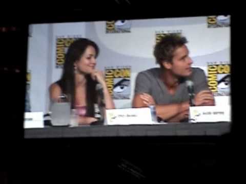 2010 Smallville Comic-Con Panel - Part 1