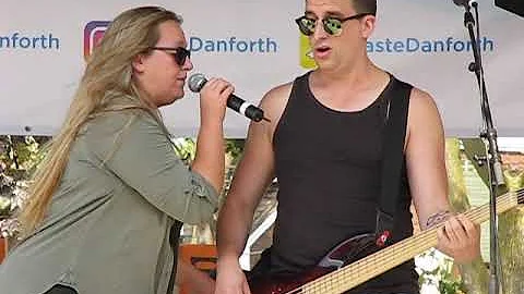 Stacey Renee Performs at  2017 Taste of the Danforth