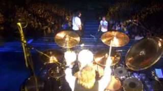 Video thumbnail of "Queen + Paul Rodgers - Fat Bottomed Girls - Live 5/9/05"