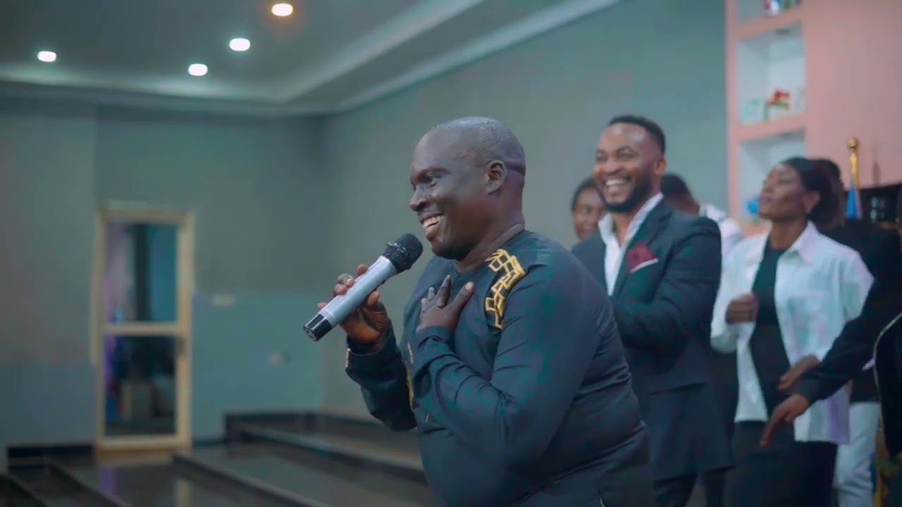 MFUMWETU_PAPA_SYLVAIN_FEAT_CHRIS MISAPI _DANS _KITANGO_KYA_MAABUDU