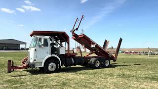 Lot127A - 1988 White Ton-Right 890 Big Bale Stacker & Retriever