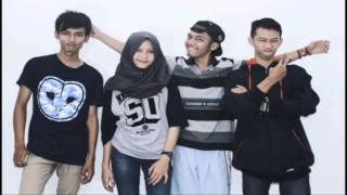 When I See You Smile ( Pop Punk Cover ) by Remember In October