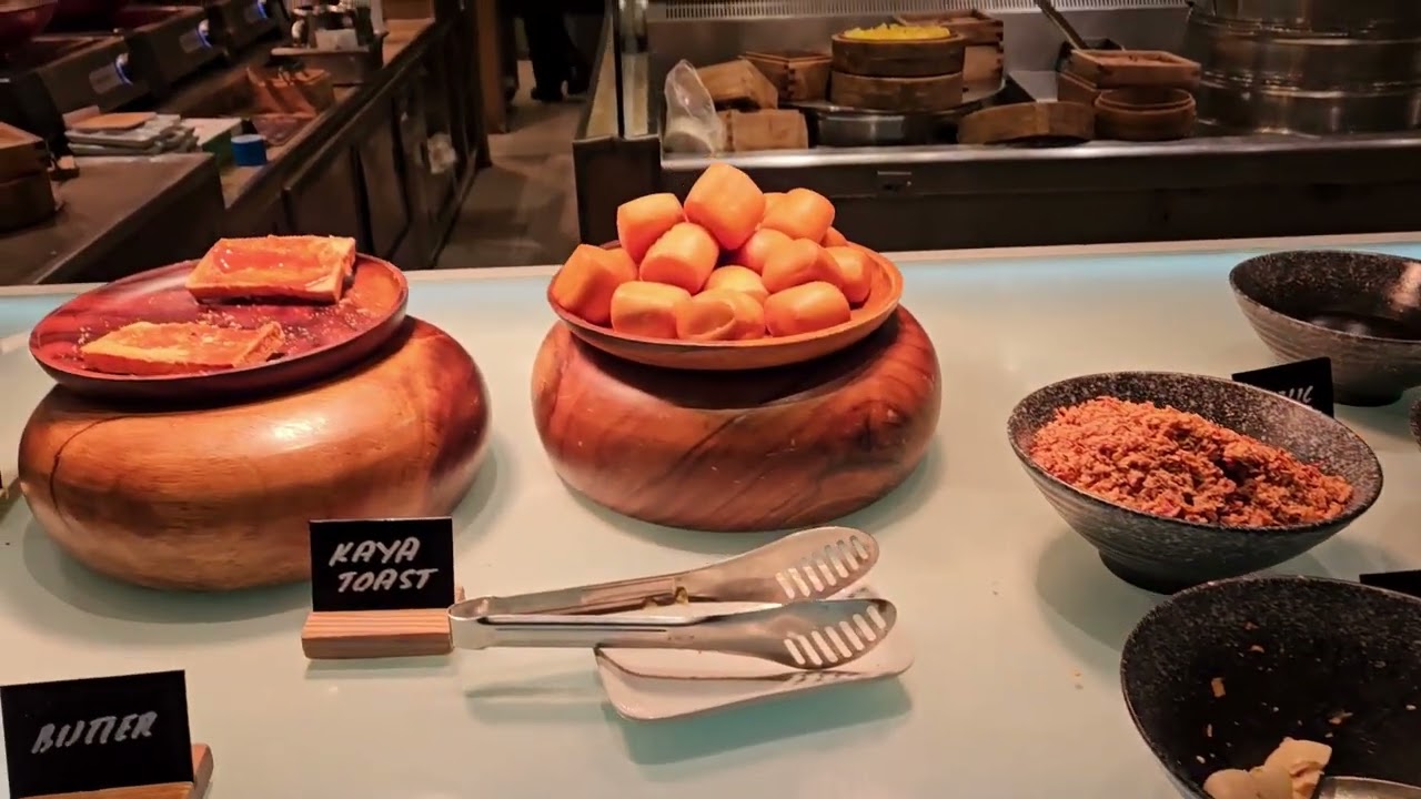 Breakfast Buffet at The Heat, Edsa Shangri-La Manila