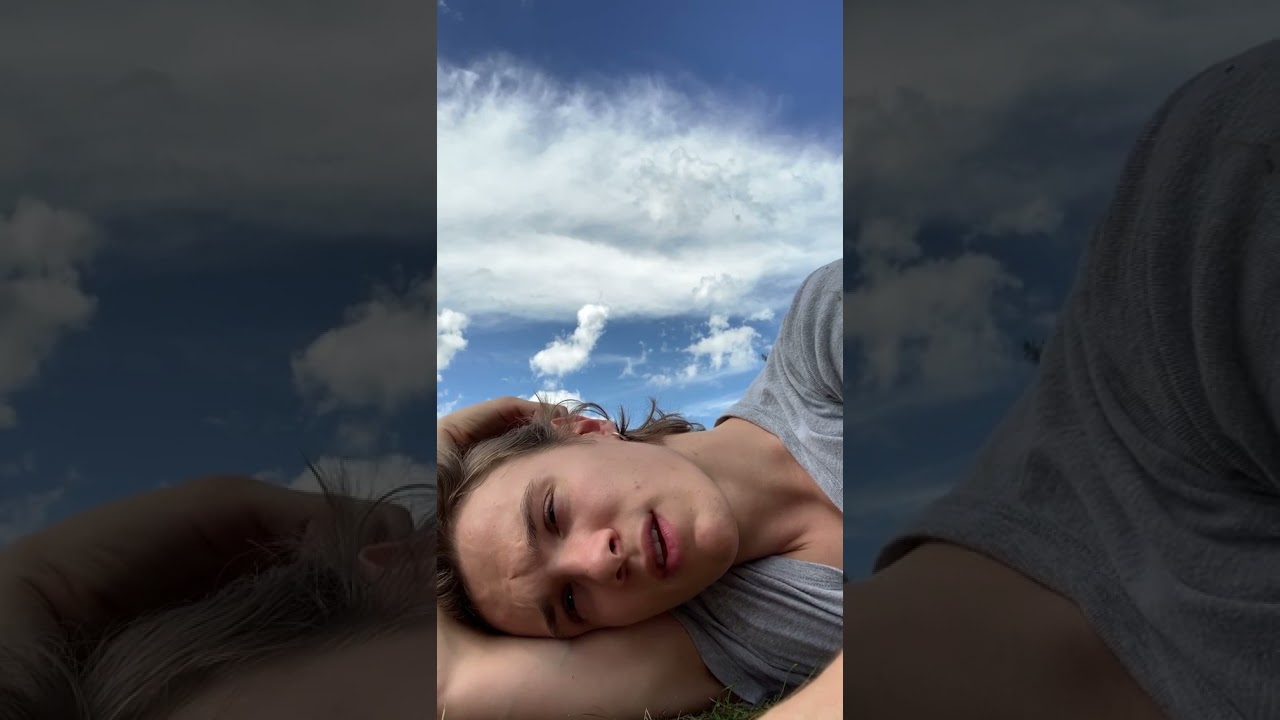 Lenni-Kim Cover Stoned At The Nail Salon 24/08/2021