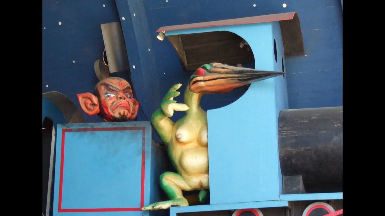 Blå tåget (Blue Train) at Gröna Lund