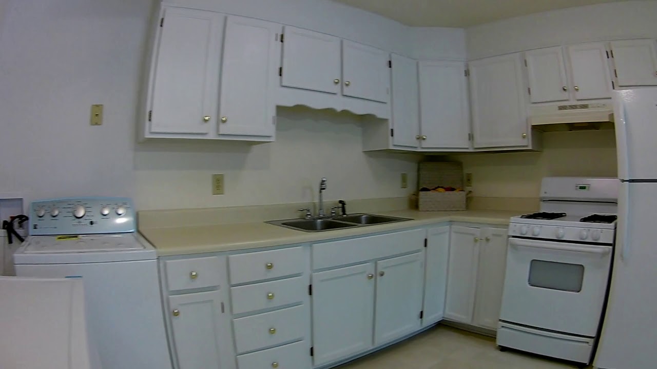 Hampton Roads Home For Rent - 2 Bed 2 Bath - by Property Management in Hampton Roads