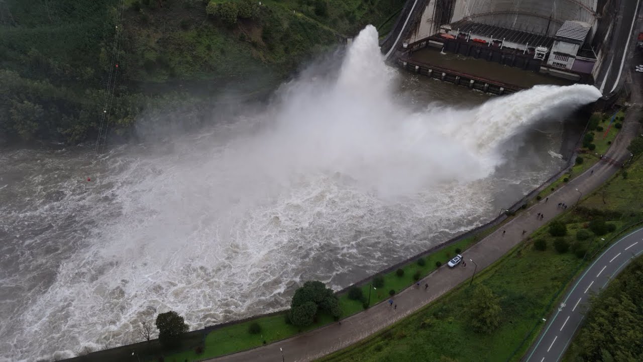 2026-02-01 Aguieira Descarga