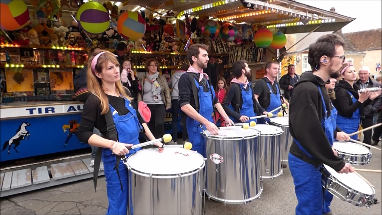 Les Percu'cherons a la fête des laboureurs à coudray au perche