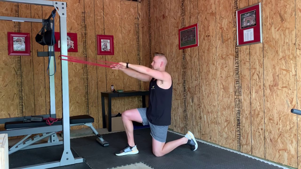 Banded Face Pull _ How to Do Face Pulls With and Without a Machine – VUXF