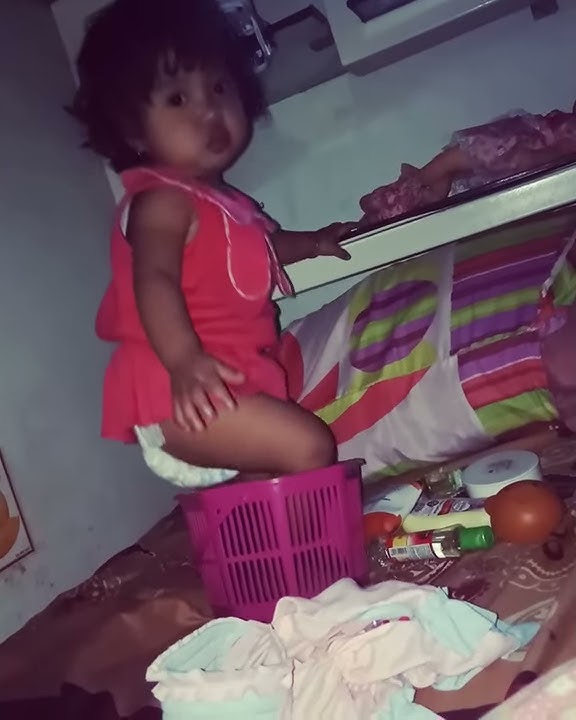 Almira kegedean bokong  😂😂😂
