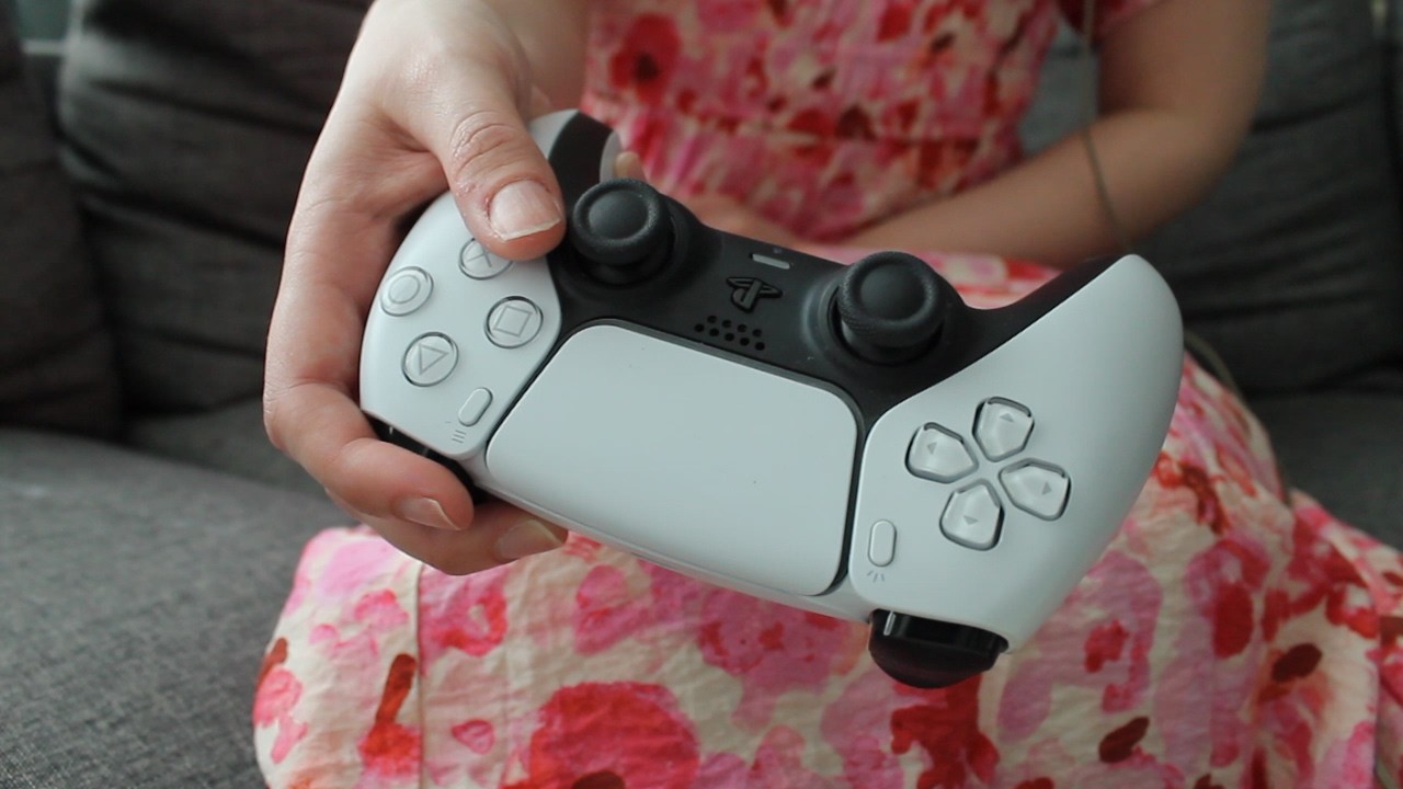 ASMR - PS5 Aggressive Controller Sounds (No talking)