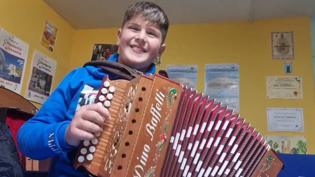 LA TARANTELLA CONFLENTANA DI GIOVANBATTISTA!