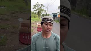 Download Lagu Kecil buat kita, sangat berarti buat mereka. MP3