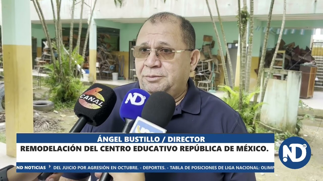 ÁNGEL BUSTILLO / DIRECTOR