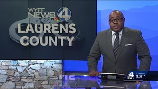 Former Upstate sheriff's deputy faces charges for what he did in front of child, warrants say