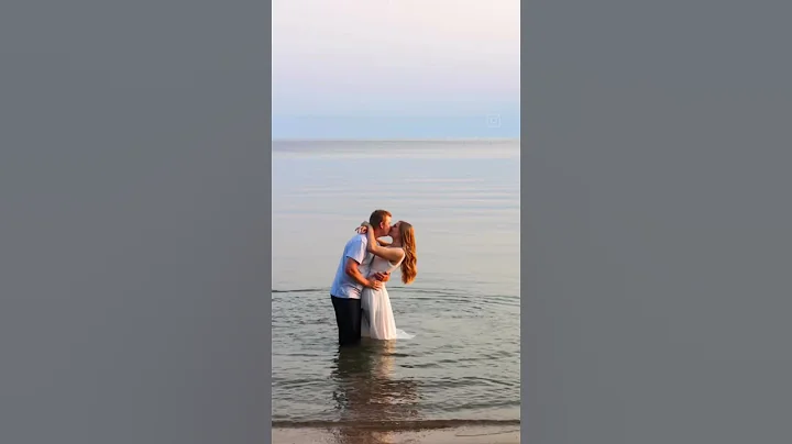 The sweetest 💕 #photography #engagementphotoshoot #couplesphotography #engagement