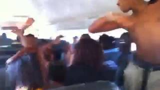Harlem Shake On The School Bus