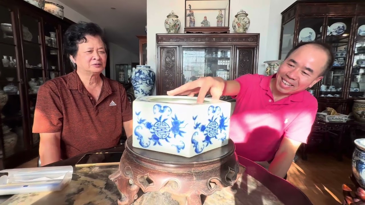 NHÀ BÁC MAI THỜI TRÍ GIỐNG NHƯ BẢO TÀNG CỔ VẬT CÁC GIAI ĐOẠN LỊCH SỬ (PHẦN 2)