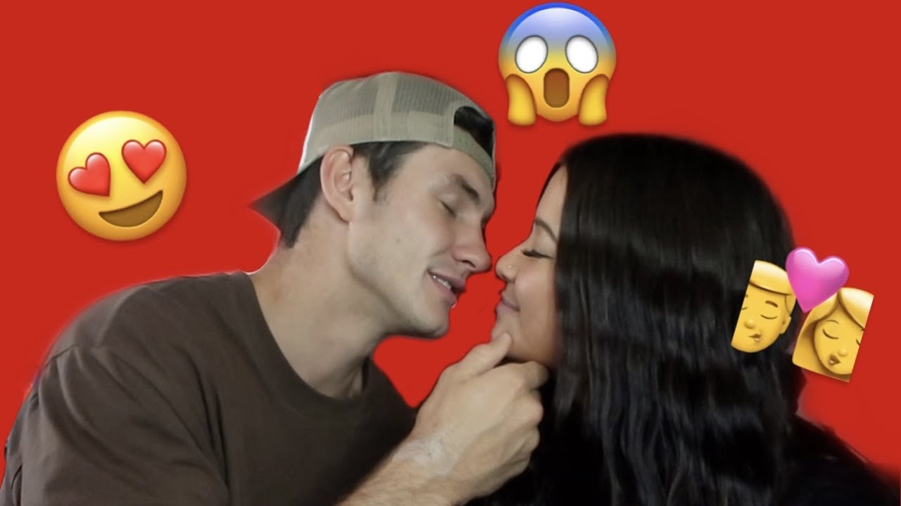 CHAPSTICK CHALLENGE W/ MY BESTFRIEND...