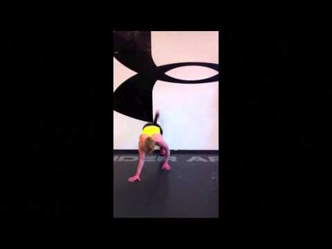 CrossFit - WOD 110108 Demo with Annie Thorisdottir