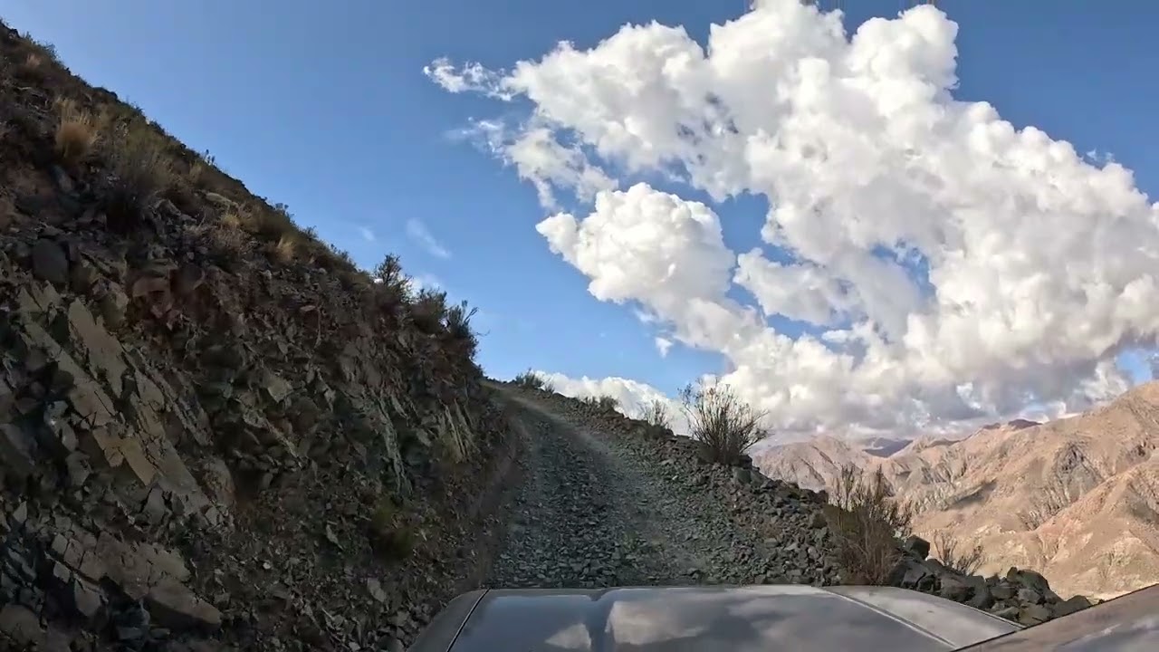 Cada km fue un desafío, con cuidado fuimos recorriendo las increíbles montañas de Catamarca. #nature