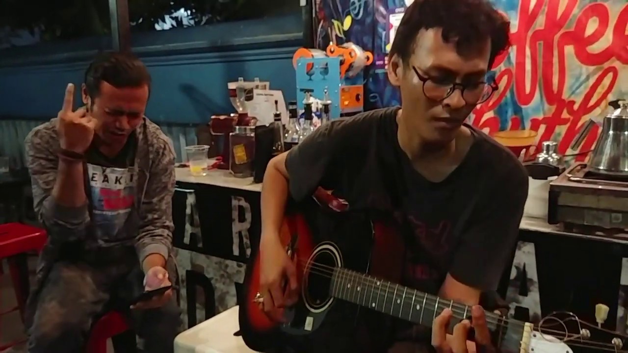 GIE -  Jarak (Cover Latte Live Recording) D'Rhythms